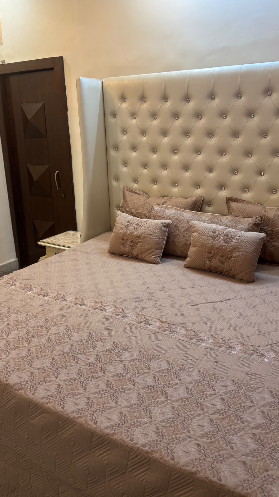 Premium King Size Embroidered Bedcover Set | 6-Piece Luxury Bedding